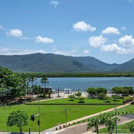 An Adorable Apartment On Abbott - Stunning Views Cairns Exterior photo