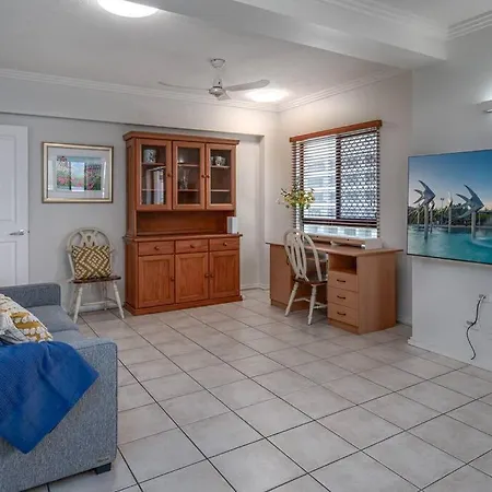 An Adorable Apartment On Abbott - Stunning Views Cairns Exterior photo