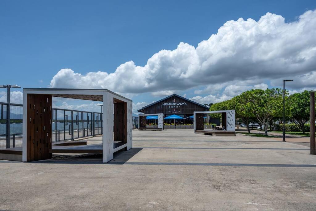 Apartment An Adorable On Abbott - Stunning Views Cairns