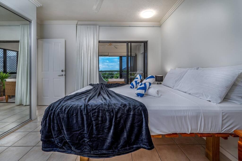 An Adorable On Abbott - Stunning Views * Cairns
